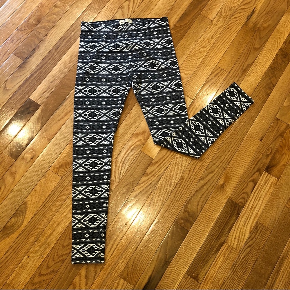 Hollister Tribal Print Leggings
